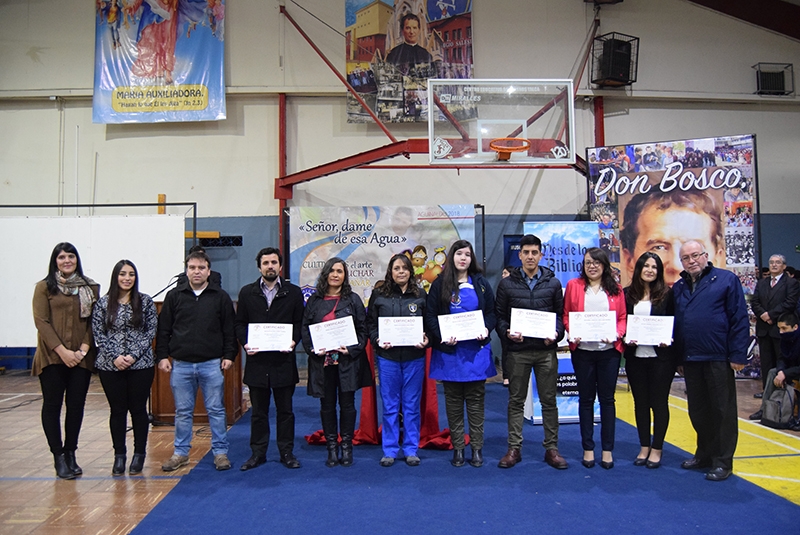 Profesores y Asistentes de Educación licenciados en Lengua de Señas Chilena