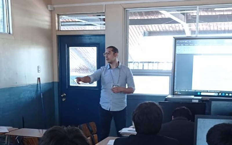 Estudiantes de 4° medio participan en charla sobre Arquitectura