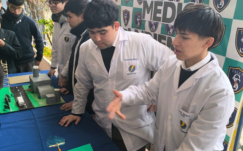 Exposición de soluciones frente al cambio climático en el CEST