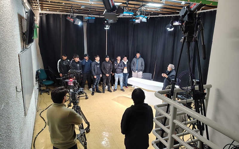 Estudiantes de Gráfica participaron en experiencia audiovisual en Santo Tomás