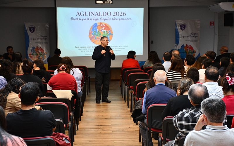 CEST inició el año escolar 2026 con Eucaristía y jornada de organización