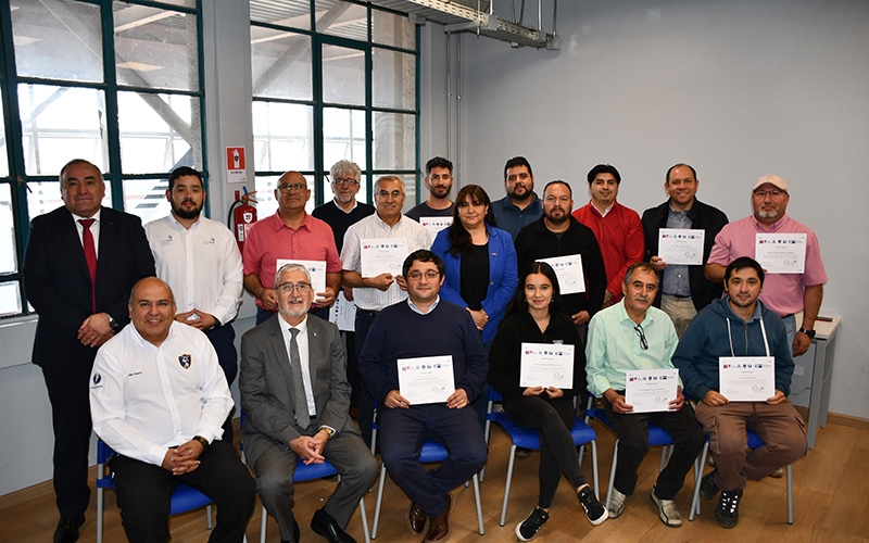 CEST certific&oacute; a docentes en Capacitaci&oacute;n en Automatizaci&oacute;n Aplicada de Red Futuro