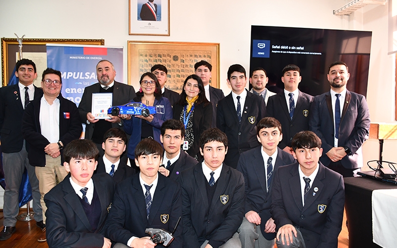 Seremi de Energía distingue al CEST por innovar en hidrógeno verde