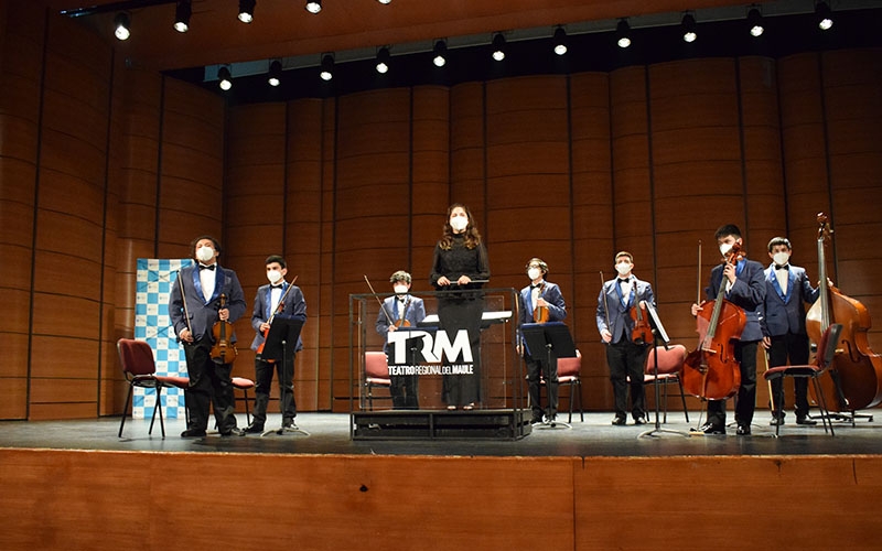 Orquesta de Cámara del CEST se presentó en Teatro Regional del Maule