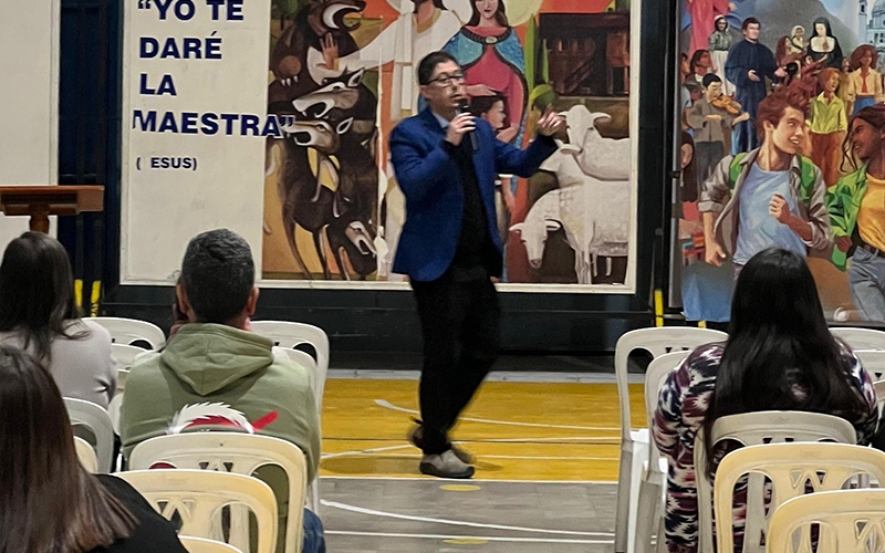 CEST inicia ciclo de talleres para padres