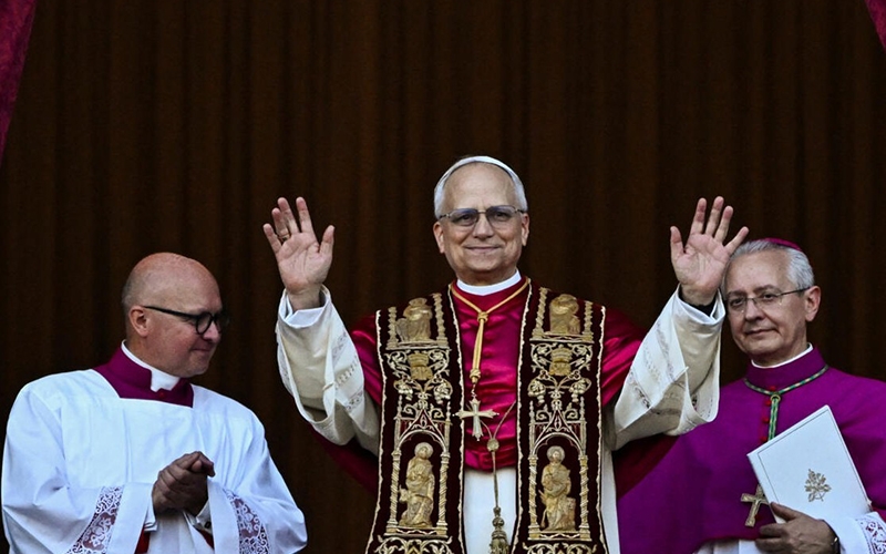 Nuevo Papa: Cardenal Robert Francis Prevost Asume como León XIV