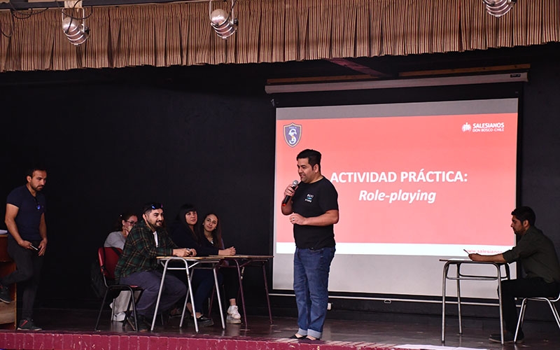 Jornada de Convivencia Escolar para Docentes del CEST: &quot;Herramientas Teóricas y Prácticas para el Aula&quot;