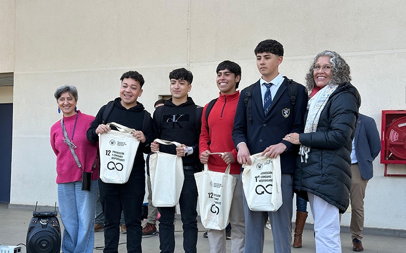 Alumnos de Electricidad y Electrónica destacan en proyecto de reciclaje en la UCM